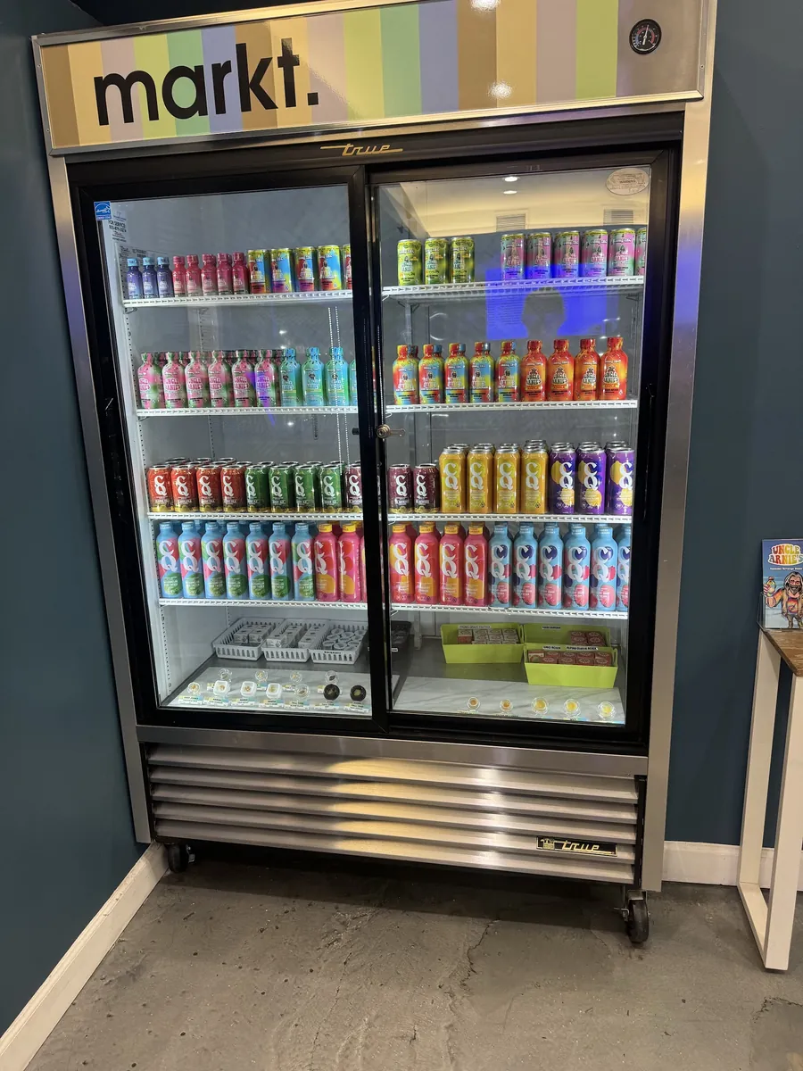 Cannabis drinks fridge at Markt.